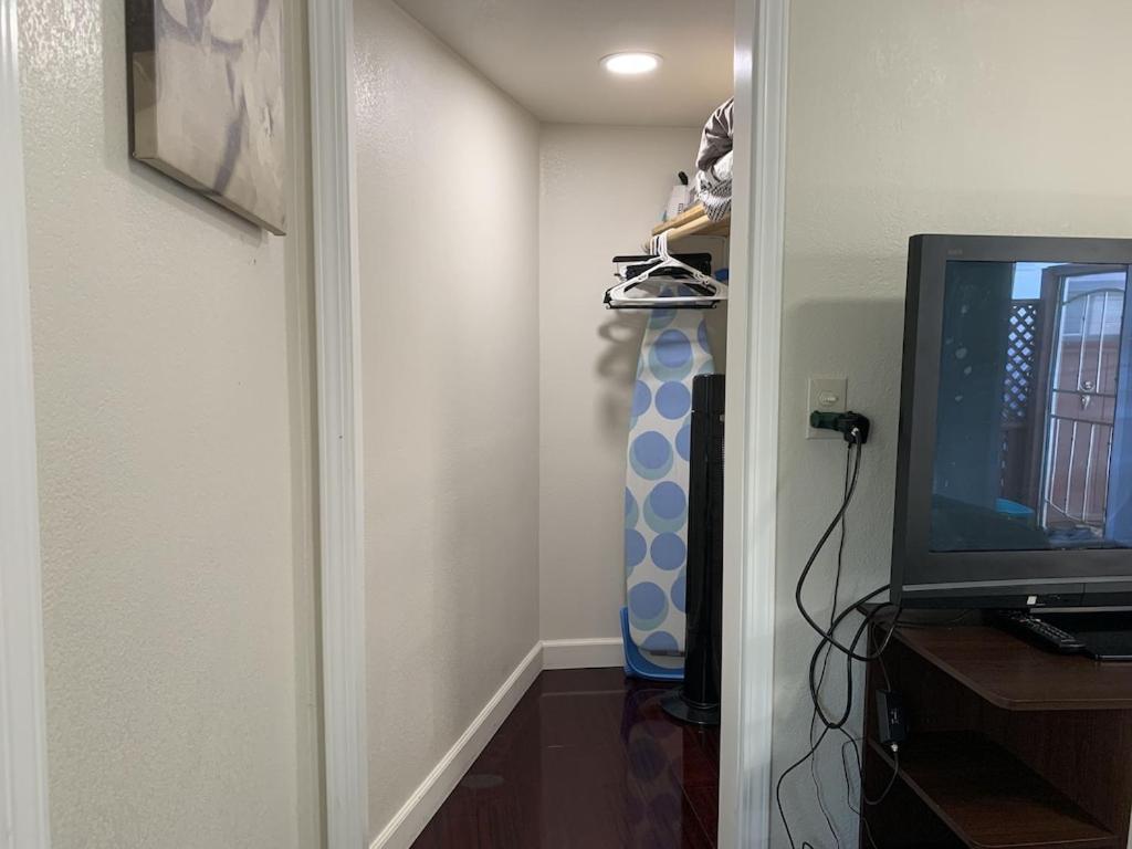 Sfo New Comfortable Studio Сан Бруно Екстериор снимка